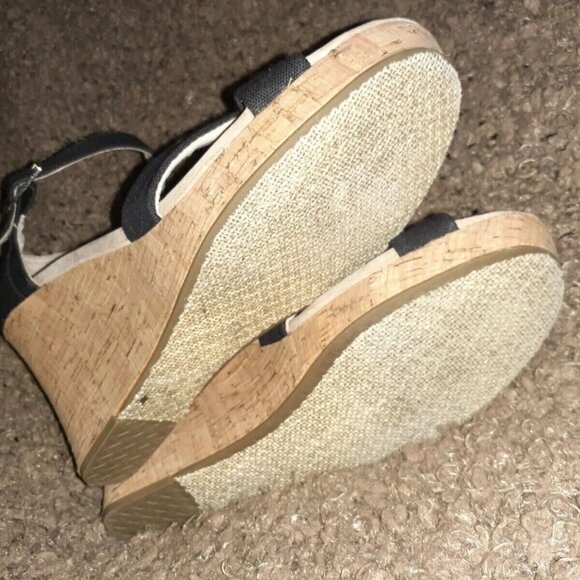 TOMS "Sierra" Black Canvas Ankle Strap Wedge Cork Heel Sandals-SZ 7.5-Near Mint - Picture 7 of 7